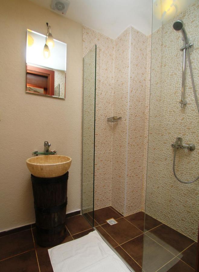 Harmoni Hotel Алакати Екстериор снимка