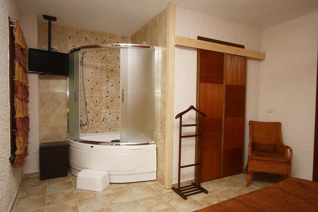 Harmoni Hotel Алакати Екстериор снимка